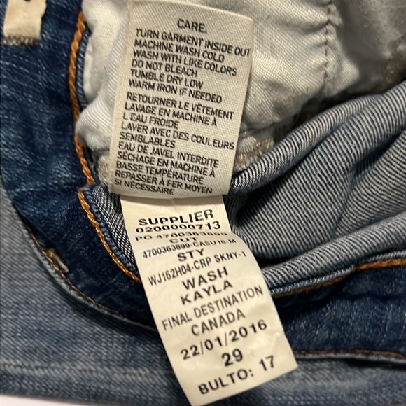 DENIM & SUPPLY RL CROPPED DISTRESSED SKINNY JEANS (29) - Picture 11 of 14